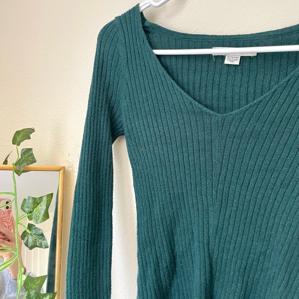 ae s dark green sweater